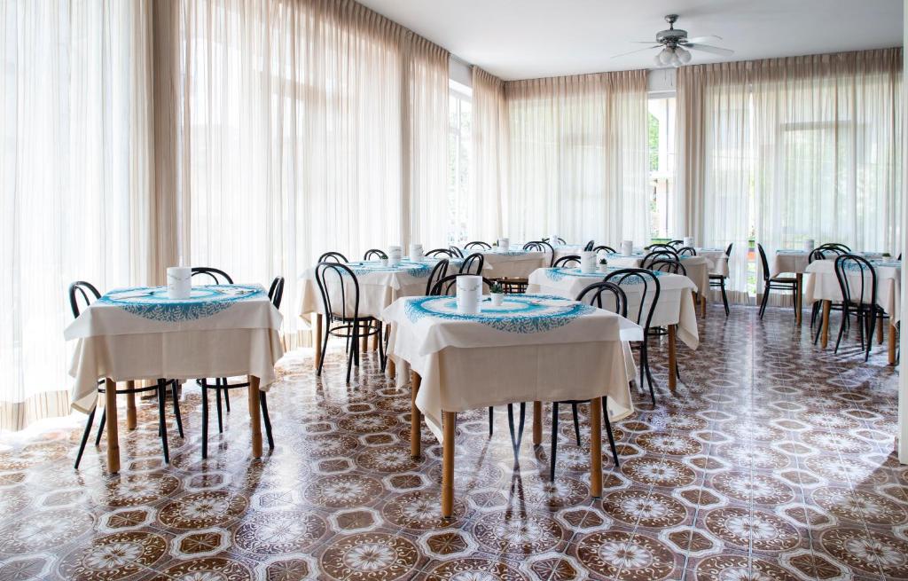 Restaurace v ubytování Hotel Mara