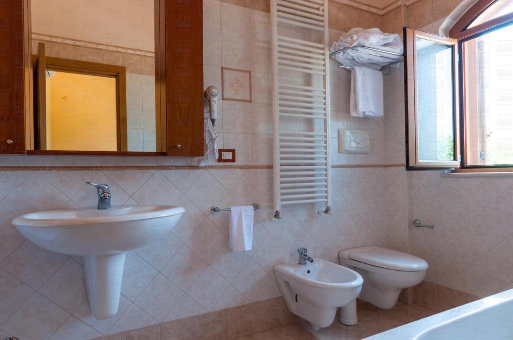 Łazienka w obiekcie HelloApulia - Villa Flora