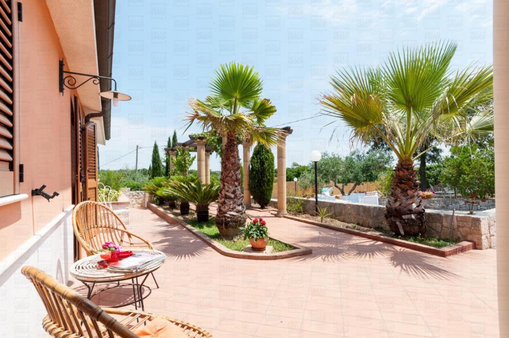 Ogród w obiekcie HelloApulia - Villa Flora
