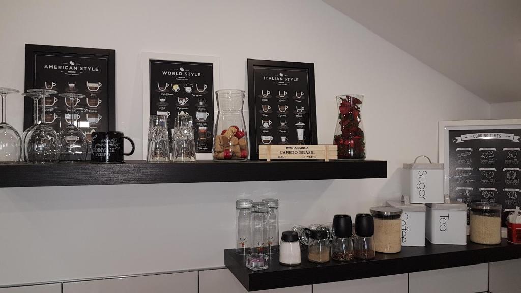 Příslušenství pro přípravu čaje a kávy v ubytování Apartmány Tylovice