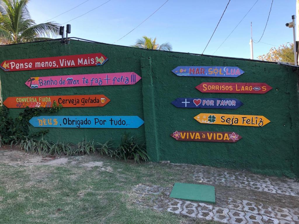  Apartamentos Condominio a Beira Mar
