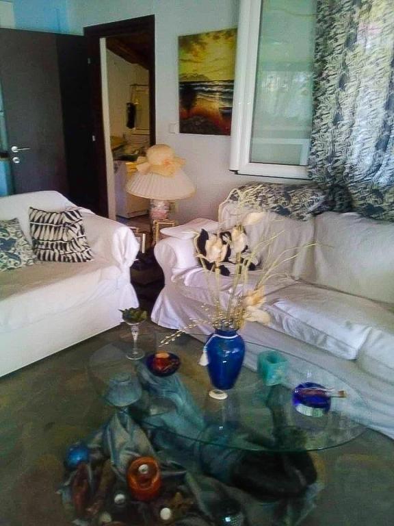 Posezení v ubytování Sevi Platamon Home