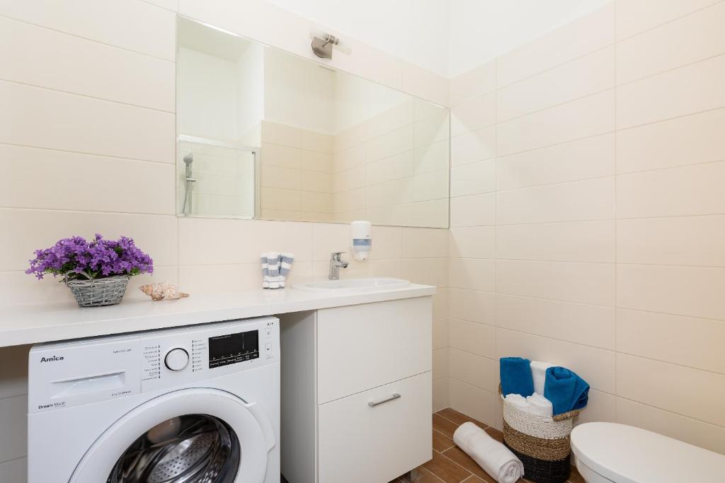 Ein Badezimmer in der Unterkunft Aquamarina Onyx Marina Invest
