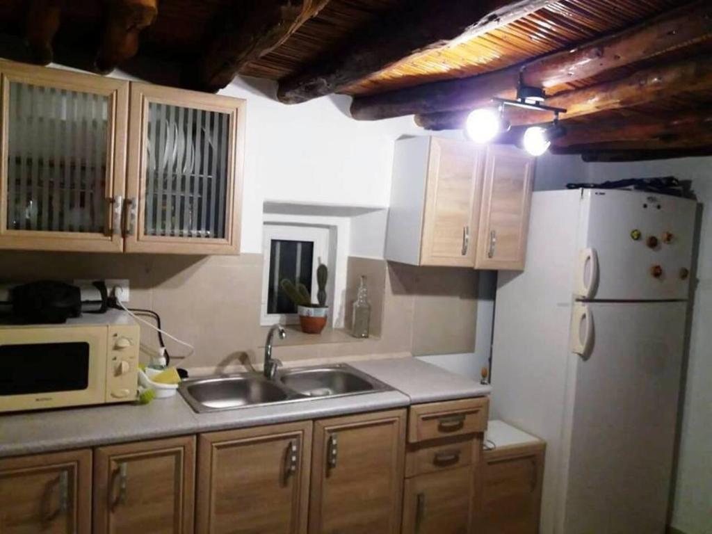 Anna's Traditional House