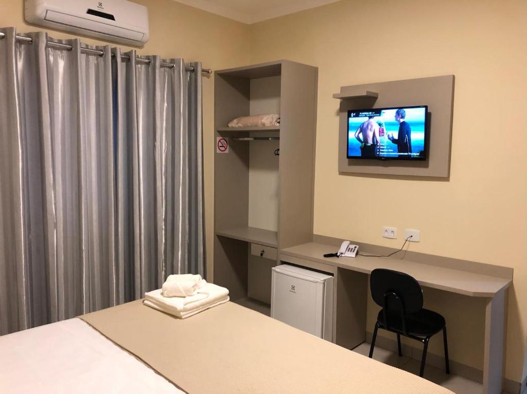  Hotel Renascer