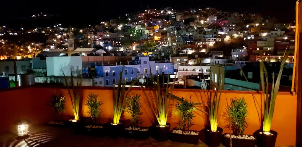 Nespecifikovaný výhled na destinaci Guanajuato nebo výhled na město při pohledu z hotelu