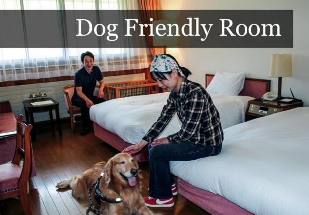 Domácí mazlíčci ubytovaní s hosty v ubytování Okushiga Kogen Hotel
