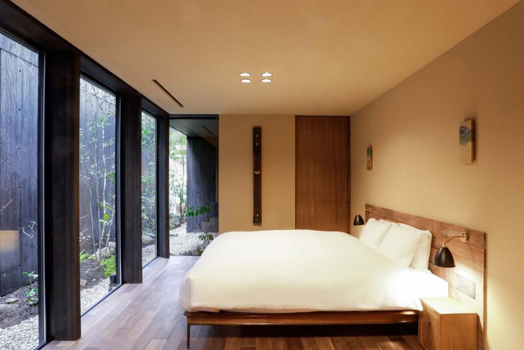 Sowaka - Deluxe King Room With Balcony(Annex)