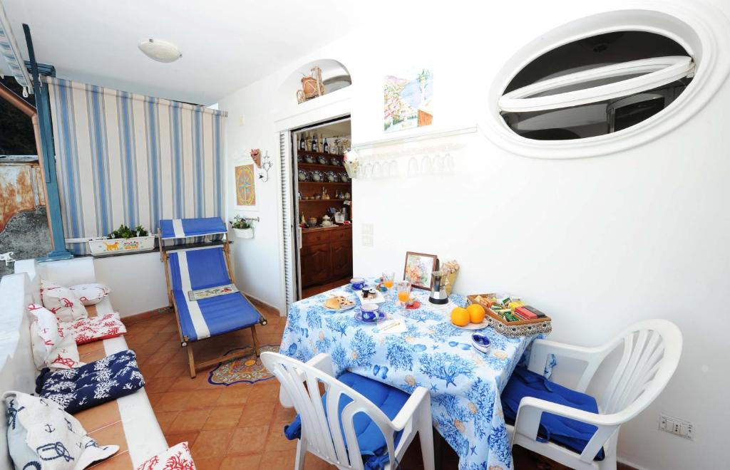 Posedenie v ubytovaní CASA PERLA