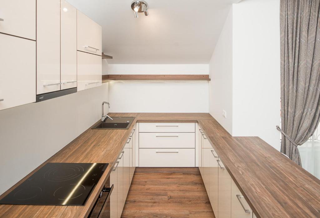 Laurentroom Park&Fountain - Appartement Met Balkon