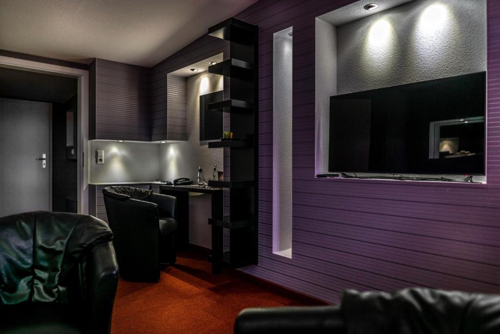 Kuchyň nebo kuchyňský kout v ubytování SL'otel - Das StadtHotel - voll Klimatisiert