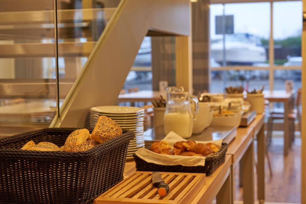 BB-Hotel Aarhus Havnehotellet - Resim 5