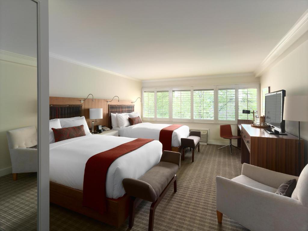 Postel nebo postele na pokoji v ubytování Topnotch Resort