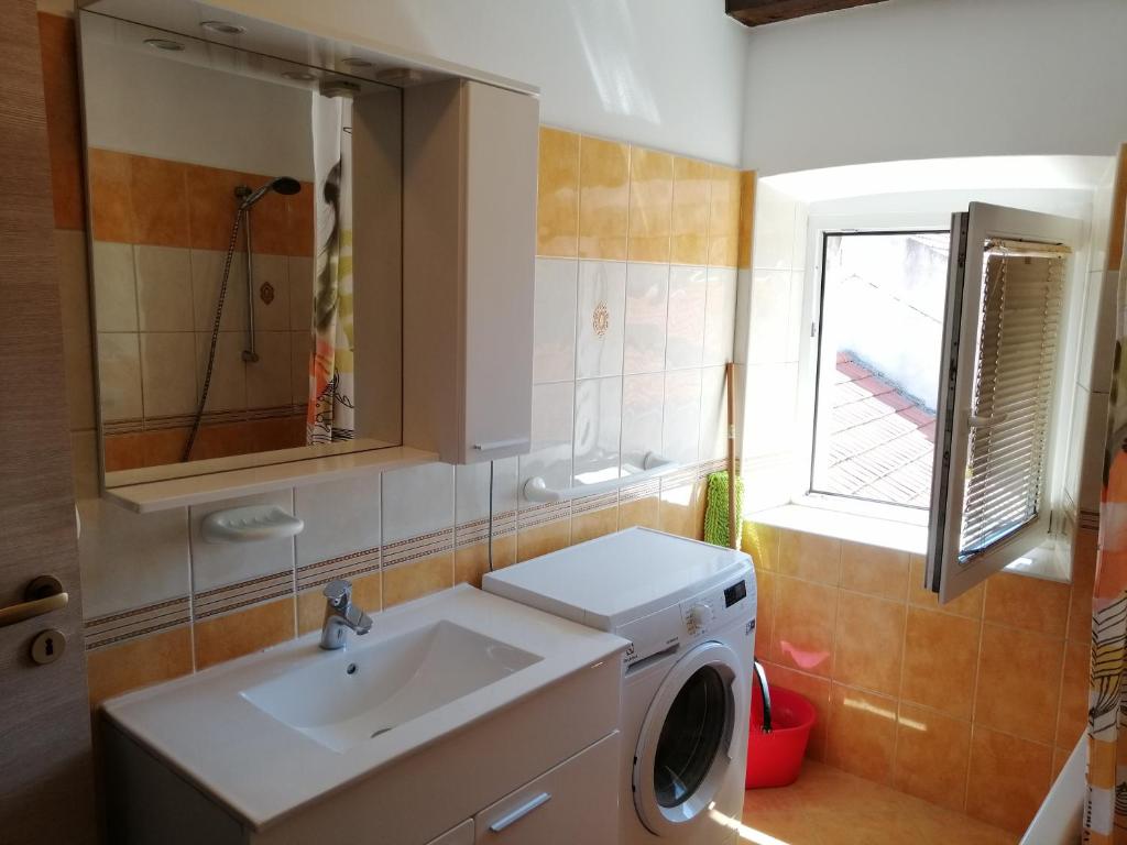 Koupelna v ubytování Apartments Ani