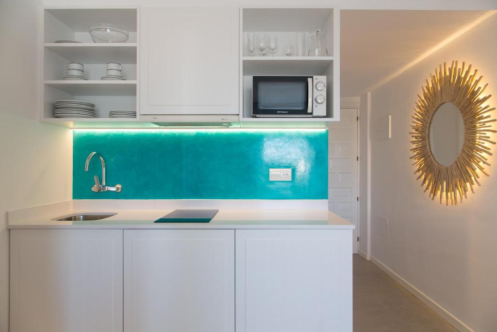 Kuchyň nebo kuchyňský kout v ubytování Apartamentos Costamar II