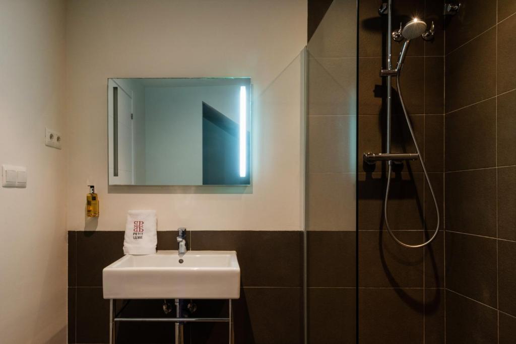 Kúpeľňa v ubytovaní Petit Luxe Tobella Baixos