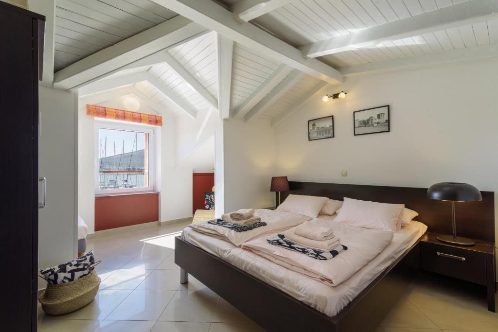 Riva Apartment 3