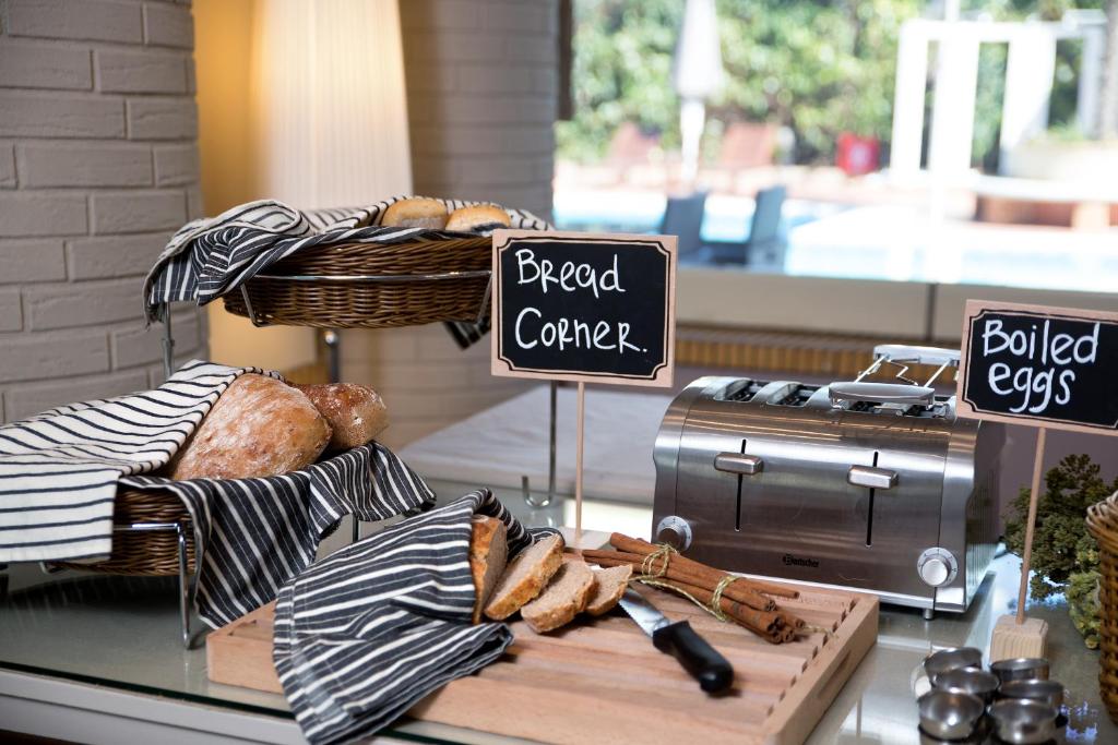 Blazer Suites Hotel - Resim 14