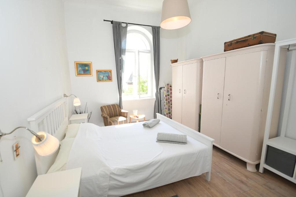 Posteľ alebo postele v izbe v ubytovaní Central apartment with beautiful sea view