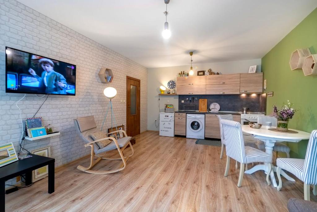Soulful Apartments - Apartment With Terrace