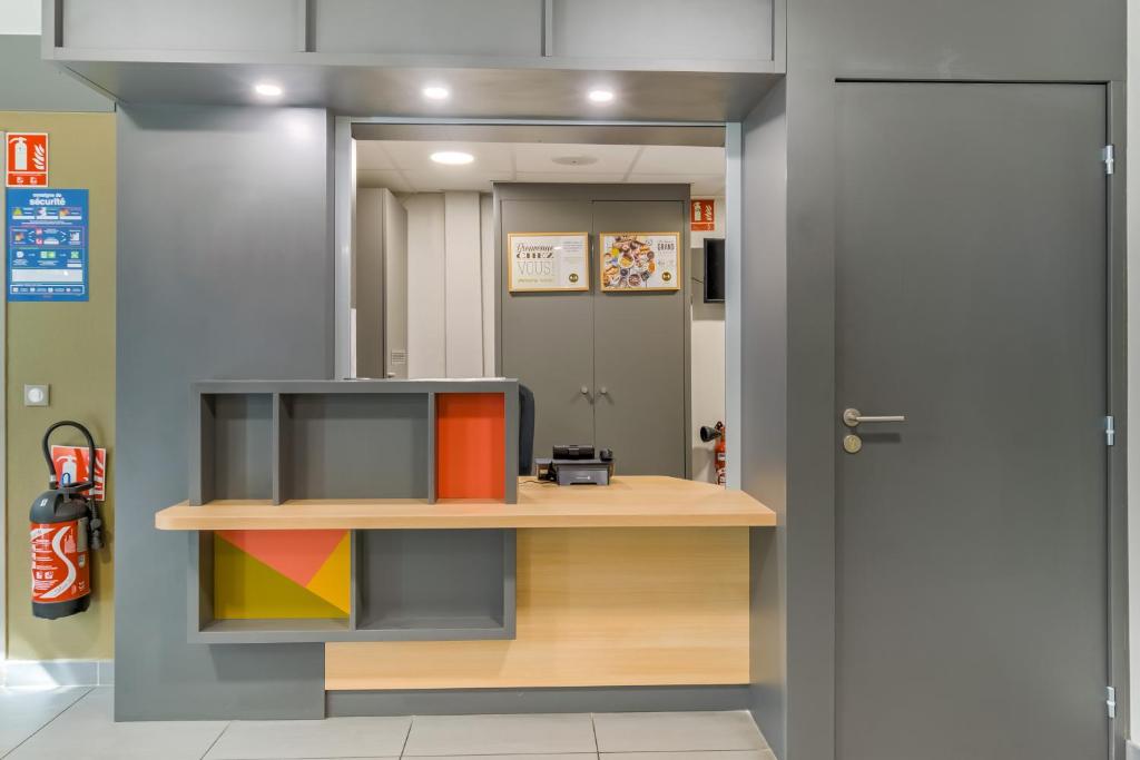 B&B HOTEL Marseille La Valentine - Resim 22