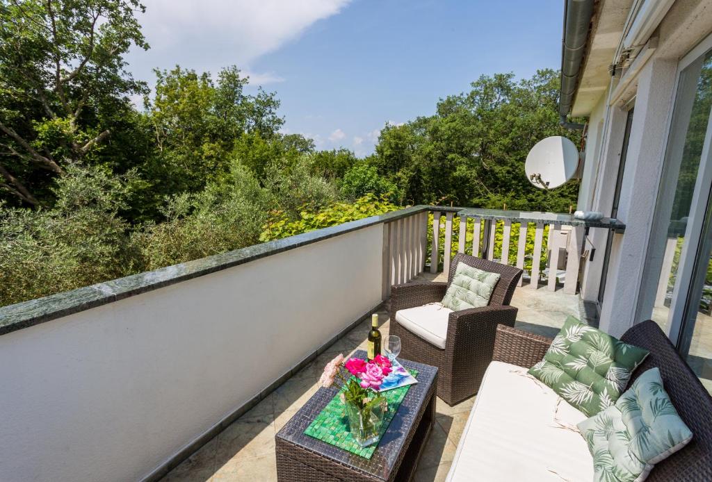 Balkón nebo terasa v ubytování Molnar Resort Villa Mimoza & Apartment Nea