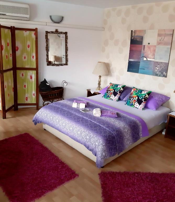 Postel nebo postele na pokoji v ubytování Hostel Pansion Lion