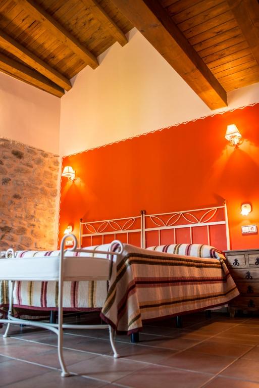 Postel nebo postele na pokoji v ubytování CASA BERNAT