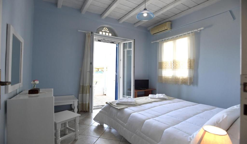 Nostos Beachfront Apartments & Studios - Apartment