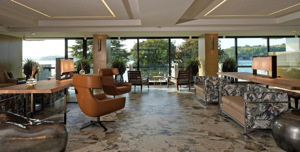 Posezení v ubytování Hotel Salò du Parc