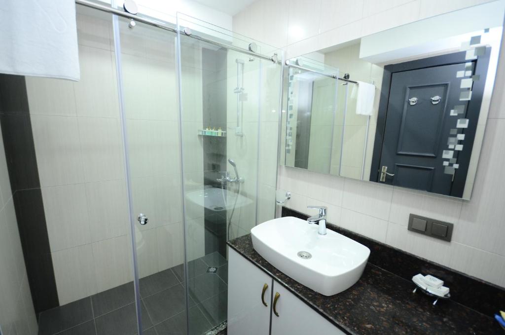 Batumi Palm Hotel - Superior Twin Room With Sea View