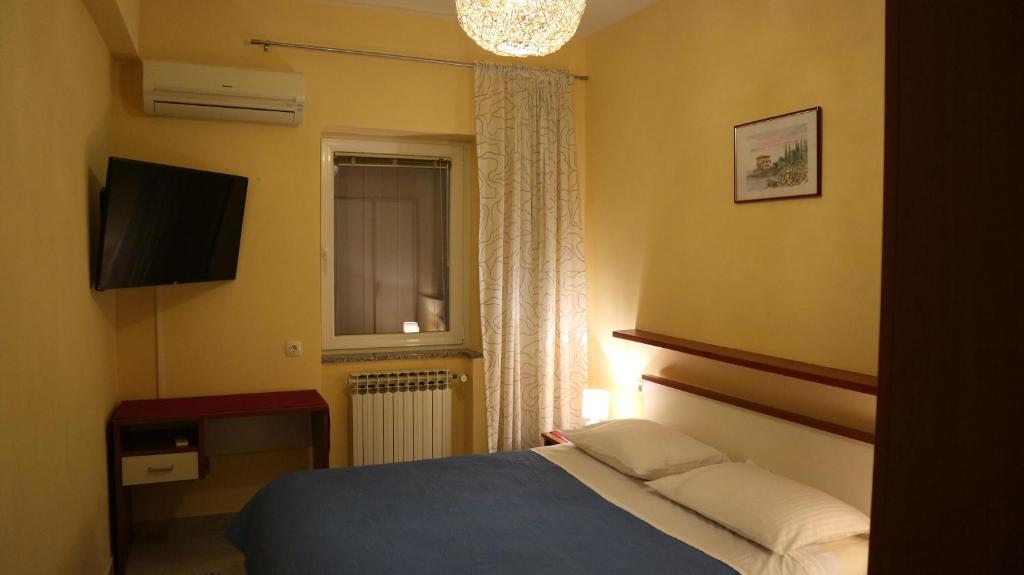 Apartments Komel - 18