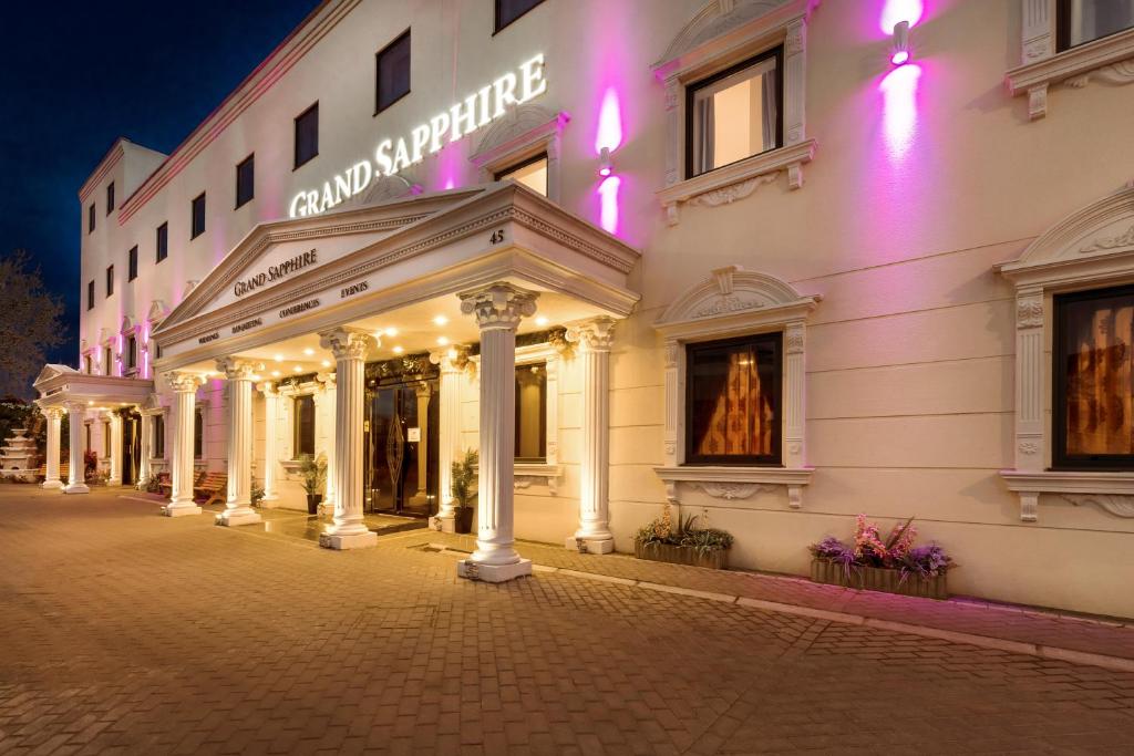 Grand Sapphire Hotel & Banqueting, Croydon – Tarifs 2024