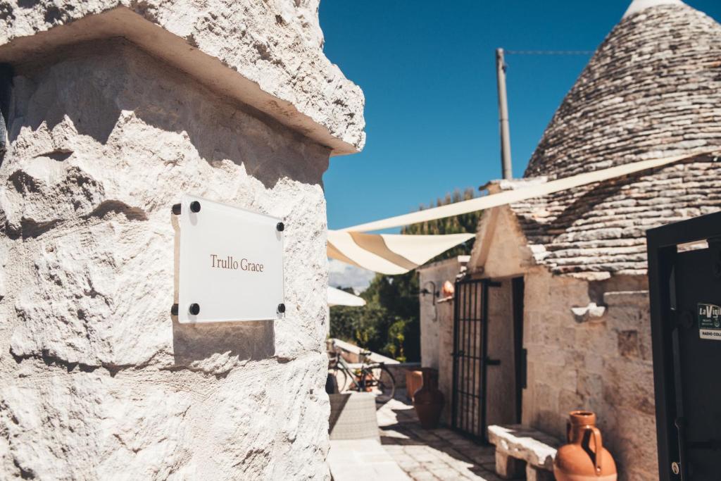 Zdjęcie z galerii obiektu Trullo Grace -Trulli Anti' Charme & Relax w Alberobello
