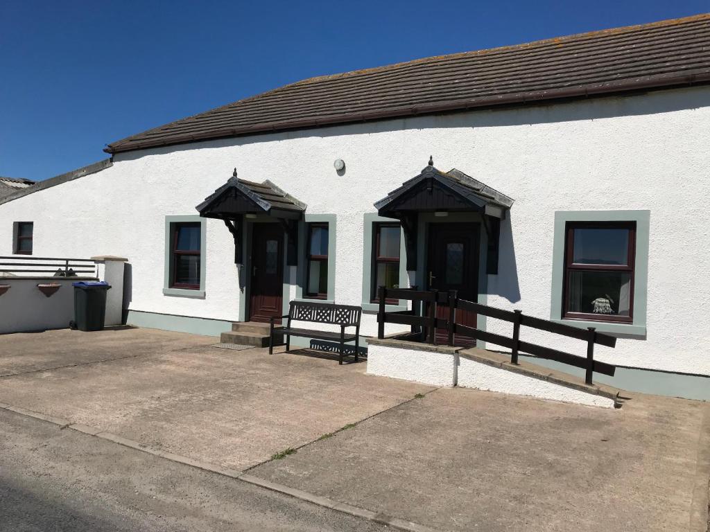 Sea view cottage