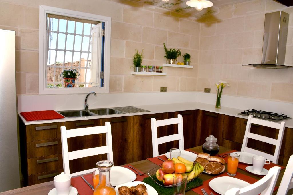 Fotografie z fotogalerie ubytování Four Winds Farmhouse v destinaci Birzebbuga