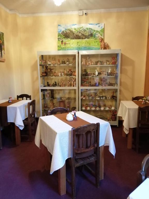 Restaurace v ubytování Huaytusive Inn Hotel