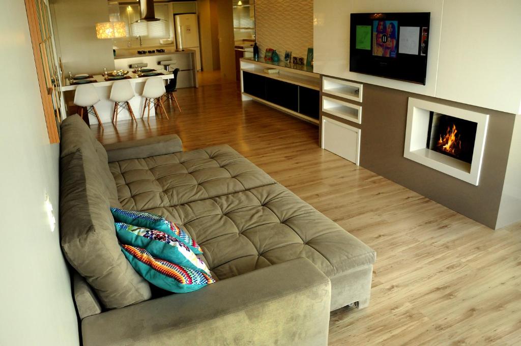  Apto Novo e Moderno no Centro de Gramado