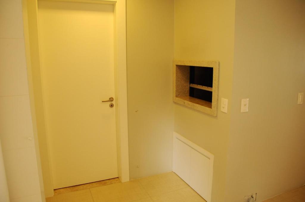  Apto Novo e Moderno no Centro de Gramado