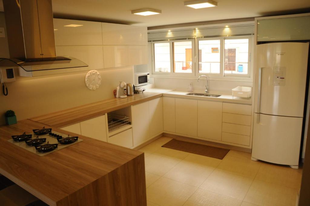  Apto Novo e Moderno no Centro de Gramado