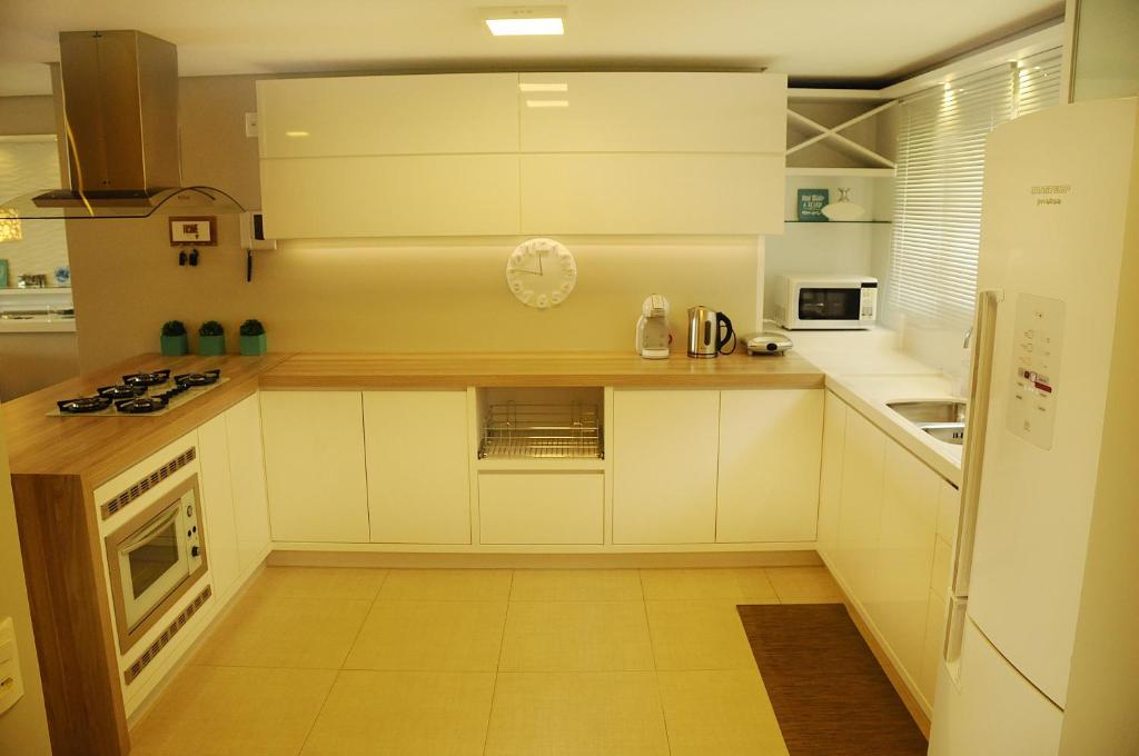  Apto Novo e Moderno no Centro de Gramado