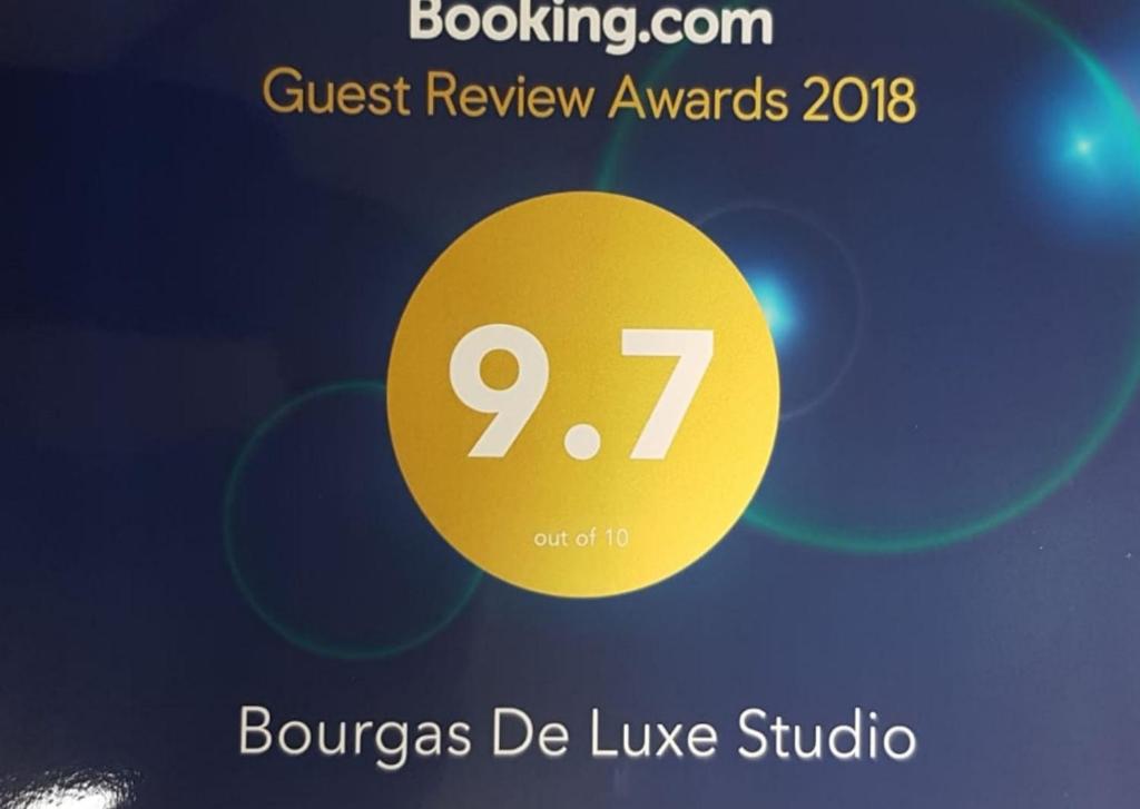 De Luxe Studio Burgas, City Center - Deluxe Studio