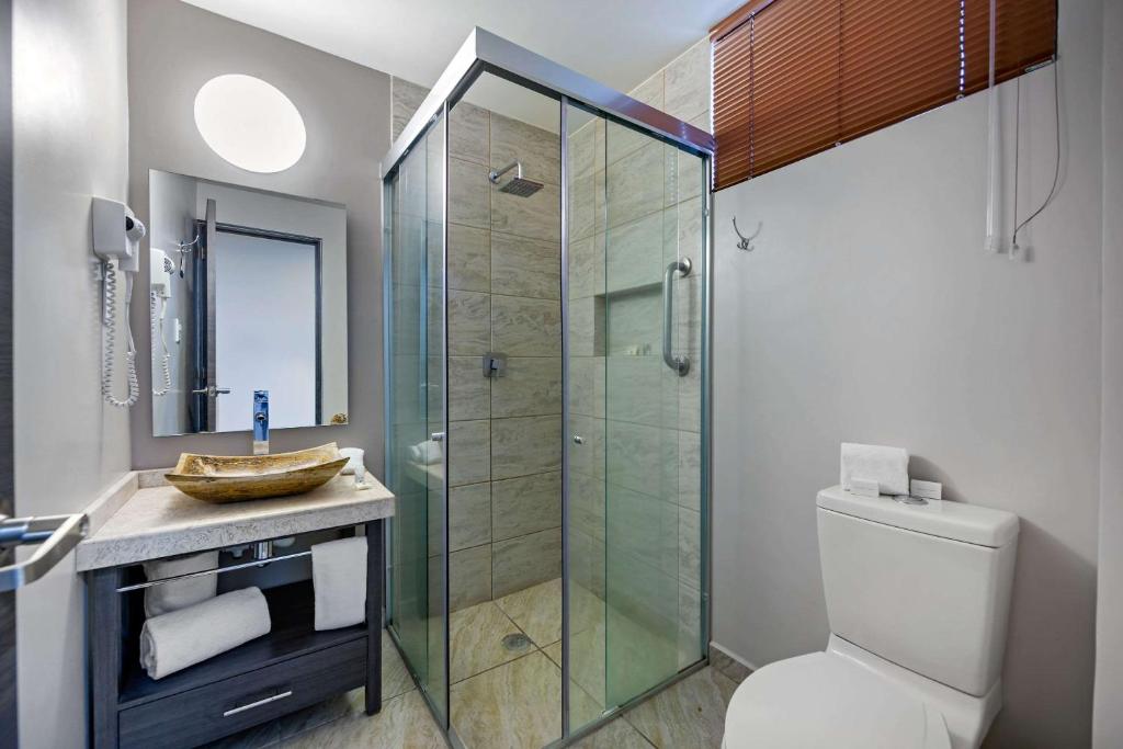 Koupelna v ubytování Hotel BeWow Querétaro