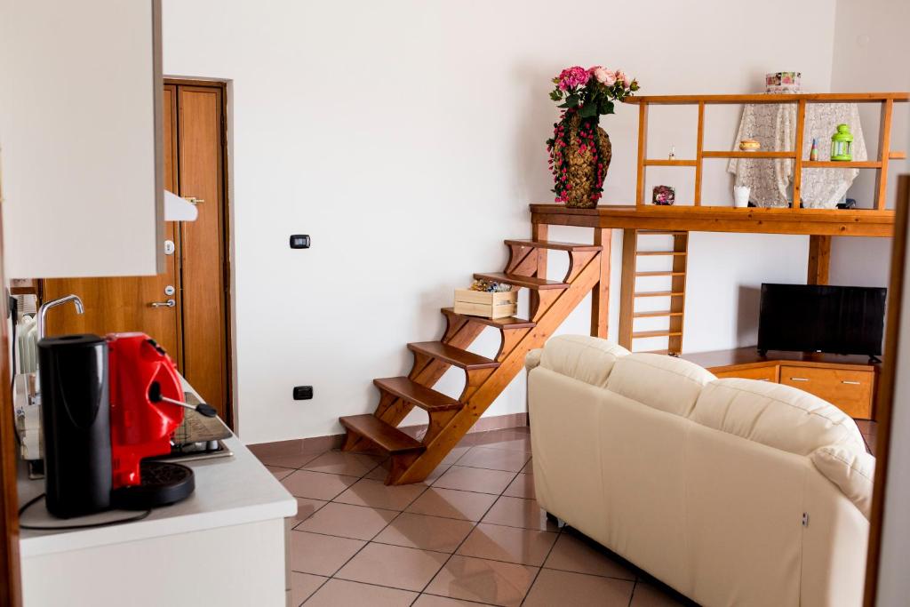 TV a/nebo společenská místnost v ubytování B&B L'Aurora CAPUA