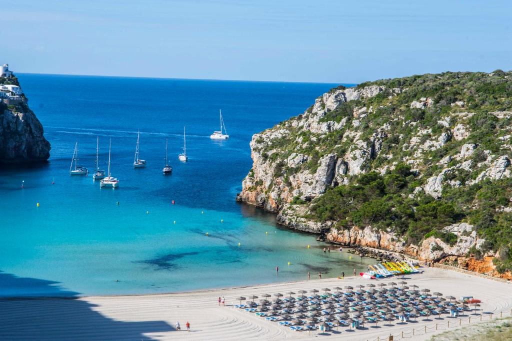Hotel Sa Barrera - Adults Only, Cala en Porter – Updated 2023 ...