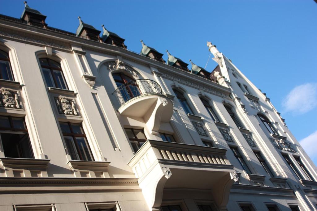 Budova, kde se hotel nachází