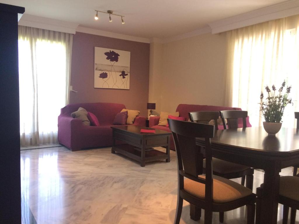 Posezení v ubytování Apartamento 2 dorm. Puerto Banus