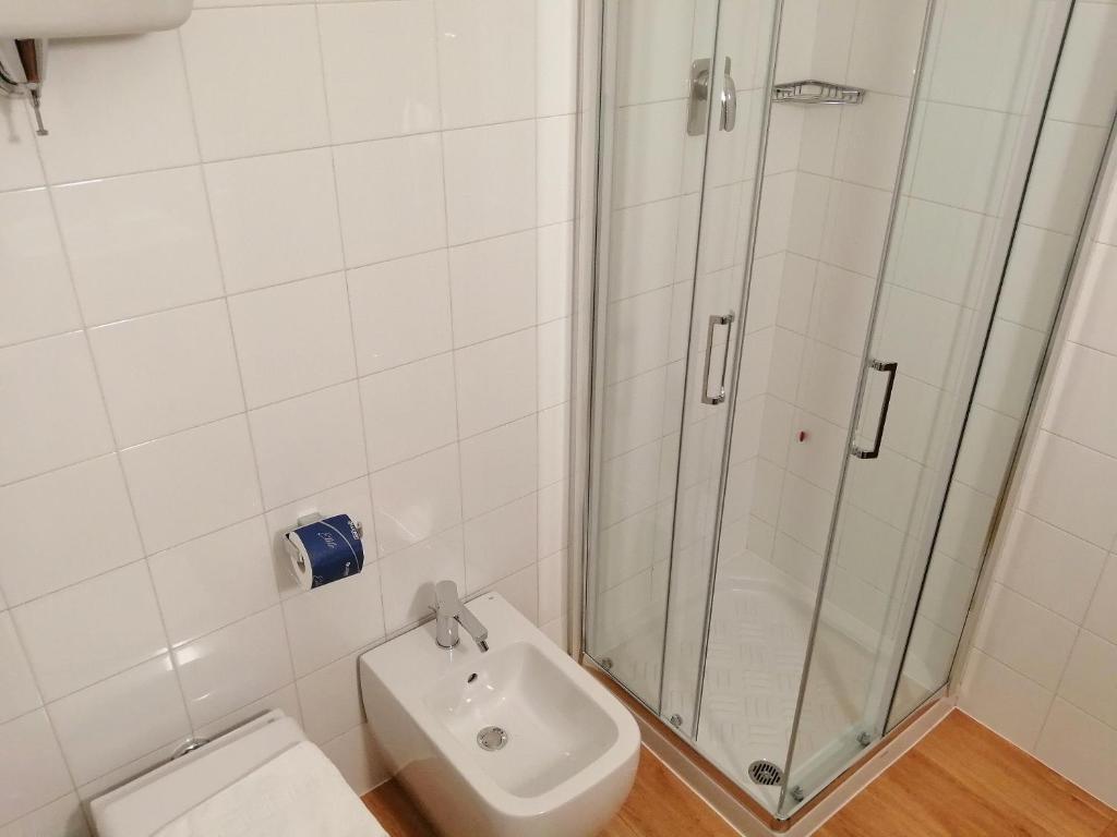 Koupelna v ubytování Locanda Giustini