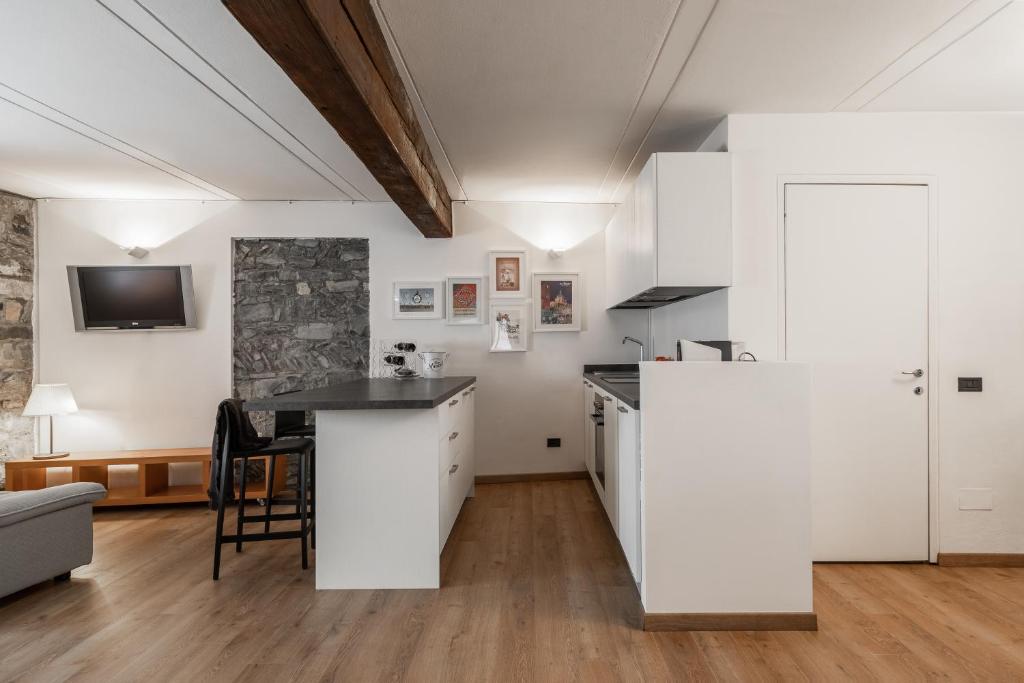 Kuchyňa alebo kuchynka v ubytovaní A Casa Nuccia Studio by Holiday Solutions