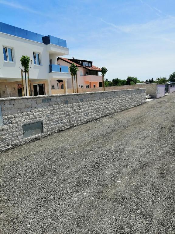 Budova, v ktorej sa apartmán nachádza